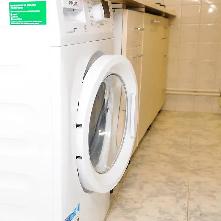 Deluxe Whiteapart קונסטנצה